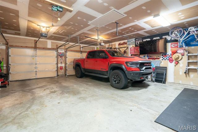 37 Ravens Pointe, Lake St Louis, MO 63367