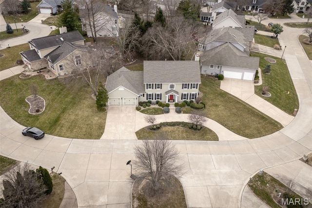 37 Ravens Pointe, Lake St Louis, MO 63367