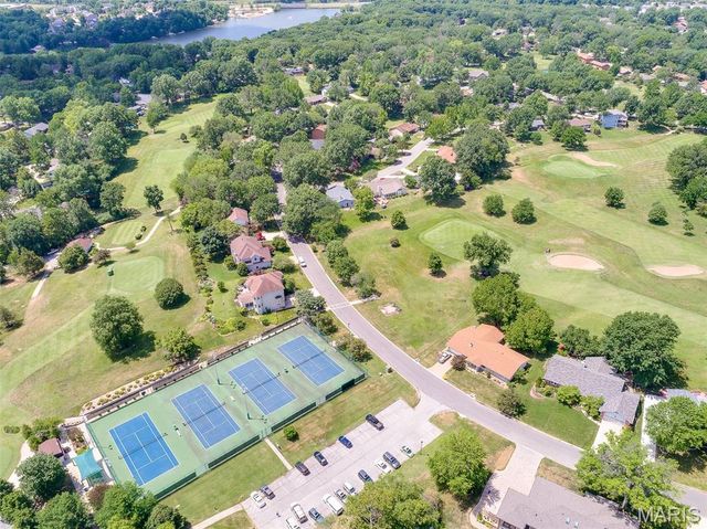 37 Ravens Pointe, Lake St Louis, MO 63367