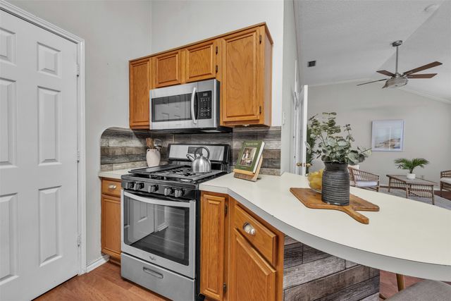 2741 White Oak Drive, Grand Prairie, TX 75052