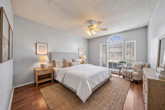2741 White Oak Drive, Grand Prairie, TX 75052