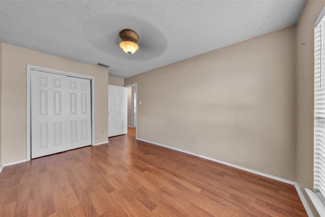 2741 White Oak Drive, Grand Prairie, TX 75052