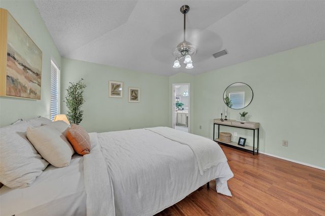 2741 White Oak Drive, Grand Prairie, TX 75052