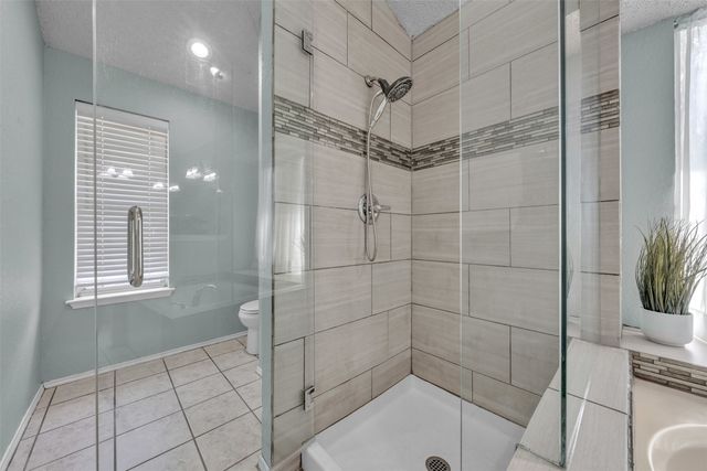 2741 White Oak Drive, Grand Prairie, TX 75052