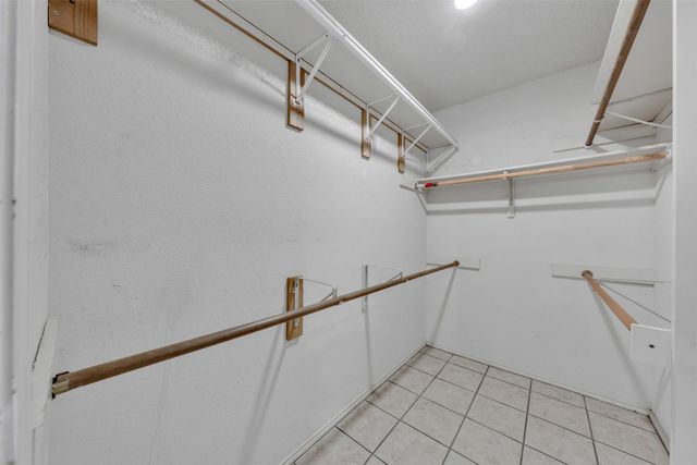2741 White Oak Drive, Grand Prairie, TX 75052
