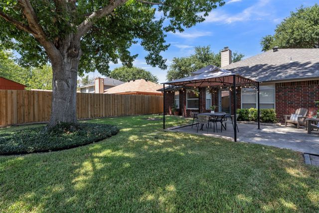 2741 White Oak Drive, Grand Prairie, TX 75052