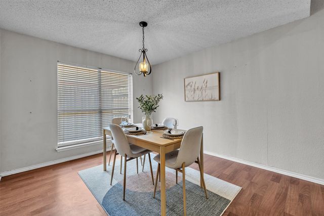 2741 White Oak Drive, Grand Prairie, TX 75052