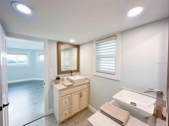 504 HILLSBOROUGH STREET, Palm Harbor, FL 34683