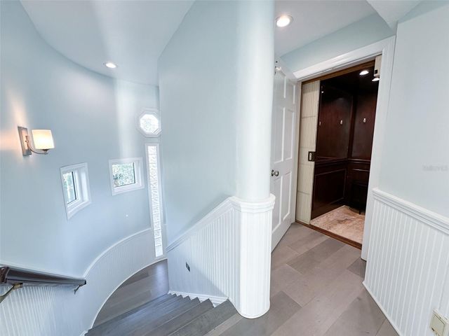 504 HILLSBOROUGH STREET, Palm Harbor, FL 34683