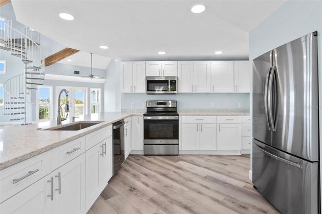 504 HILLSBOROUGH STREET, Palm Harbor, FL 34683