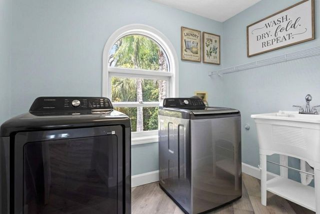 504 HILLSBOROUGH STREET, Palm Harbor, FL 34683