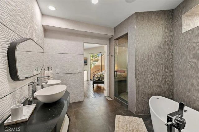 346 Y Place, Laguna Beach, CA 92651