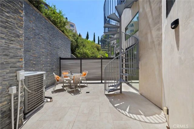 346 Y Place, Laguna Beach, CA 92651