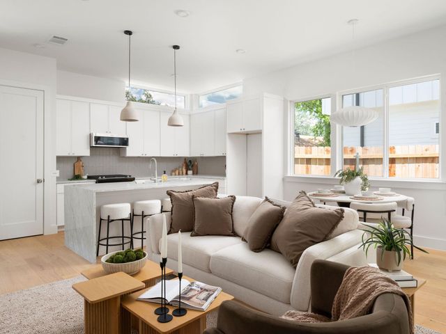 6407 Bradsher I, Austin, TX 78745