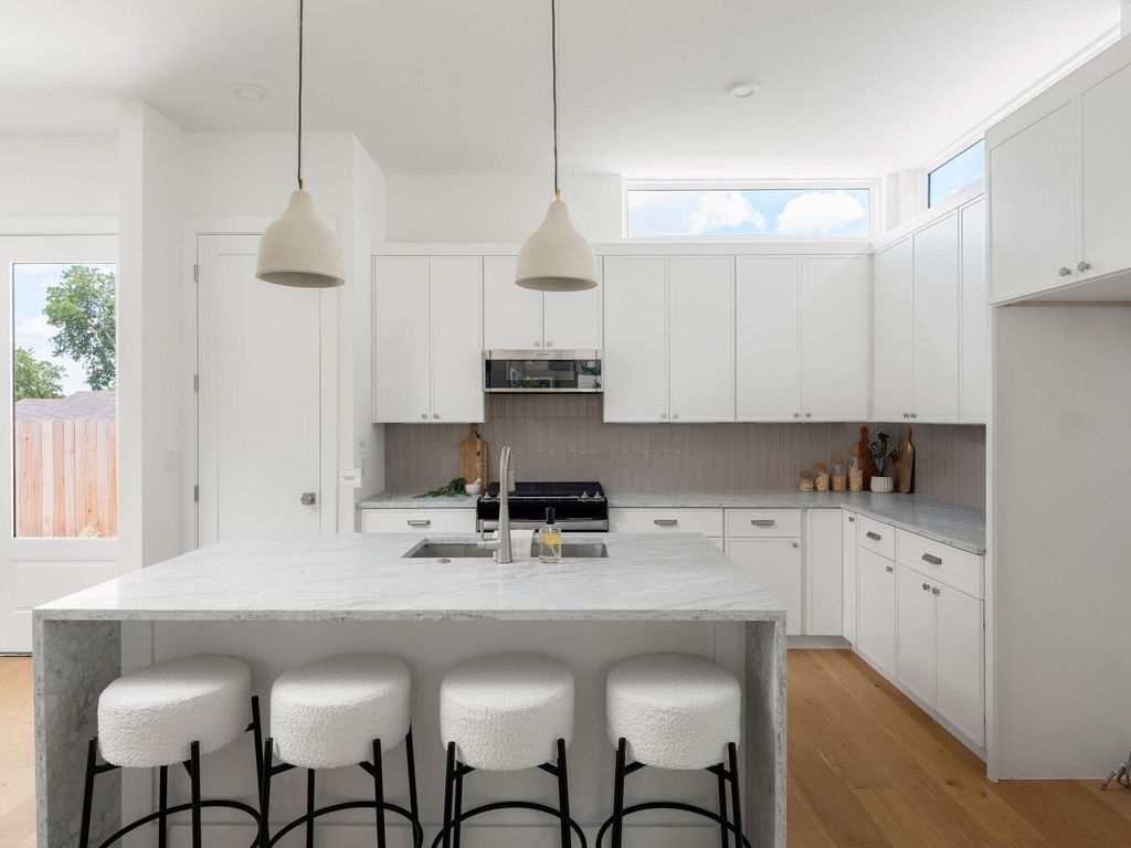 6407 Bradsher I, Austin, TX 78745
