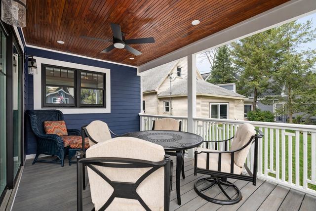 525 Fifth Street, Traverse City, MI 49684