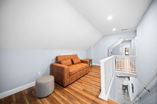 525 Fifth Street, Traverse City, MI 49684