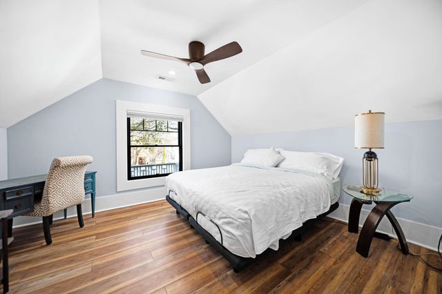 525 Fifth Street, Traverse City, MI 49684