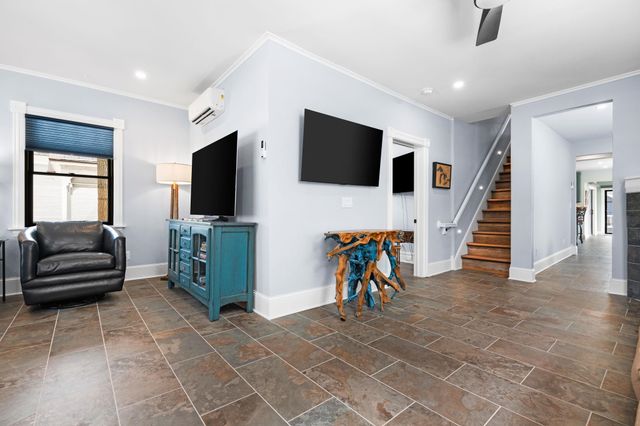 525 Fifth Street, Traverse City, MI 49684