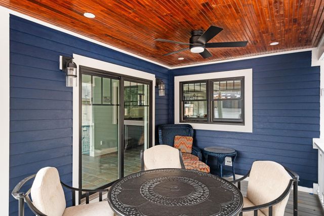 525 Fifth Street, Traverse City, MI 49684