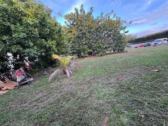 7471 SW 10th Court 102D, North Lauderdale, FL 33068