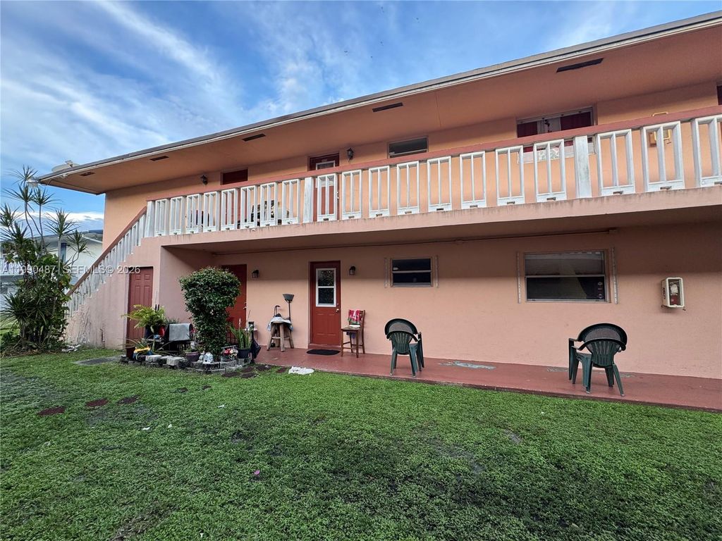 7471 SW 10th Court 102D, North Lauderdale, FL 33068