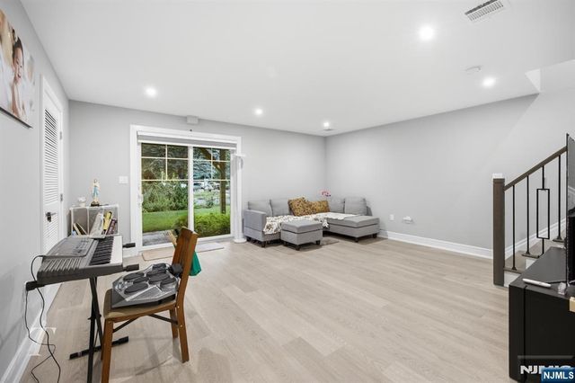 23 Legion Drive 103, Cresskill, NJ 07626