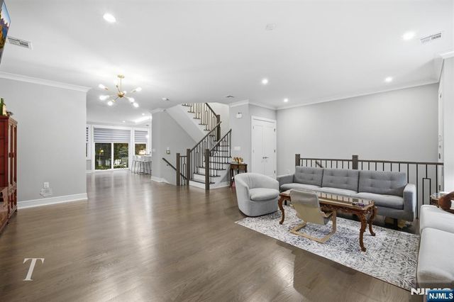 23 Legion Drive 103, Cresskill, NJ 07626