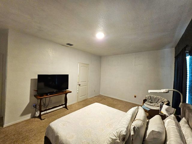 916 Armadillo DR, Seguin, TX 78155