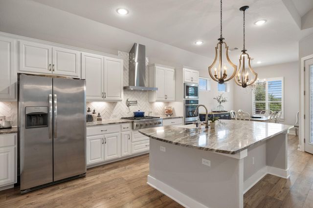 1219 Leaning Oak LN, Georgetown, TX 78628