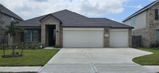 9515 Meghan Heights Drive, Baytown, TX 77521