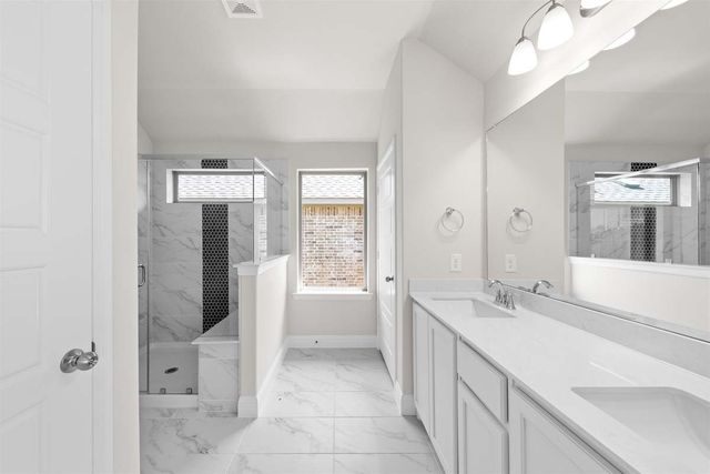 1640 Meadow Crest Drive, Aubrey, TX 76227