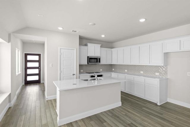 1640 Meadow Crest Drive, Aubrey, TX 76227