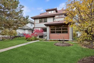 163 N Cuyler Avenue, Oak Park, IL 60302