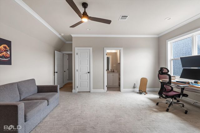 586 Corinth Circle, Bossier City, LA 71111