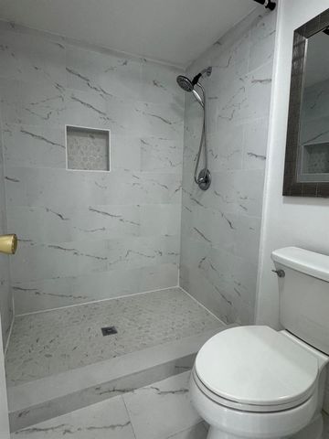 1100 Boxwood Drive 101, Delray Beach, FL 33445