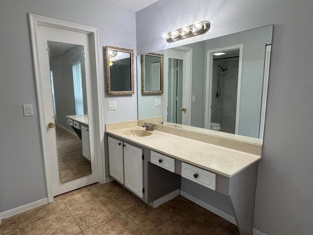 1100 Boxwood Drive 101, Delray Beach, FL 33445