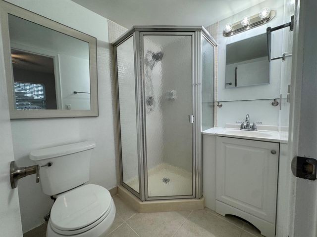 1100 Boxwood Drive 101, Delray Beach, FL 33445