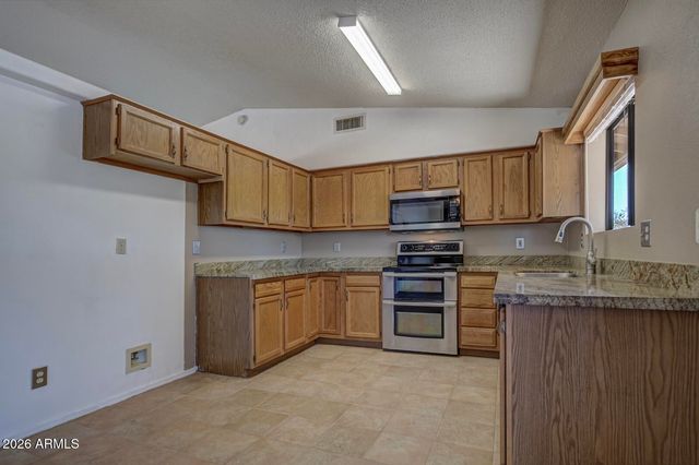 464 N HAWES Road, Mesa, AZ 85207