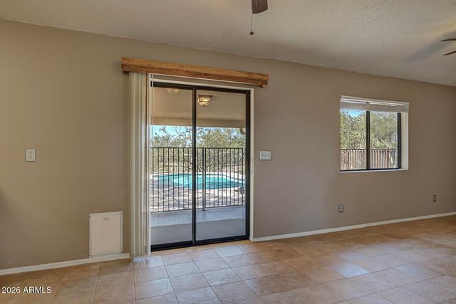 464 N HAWES Road, Mesa, AZ 85207