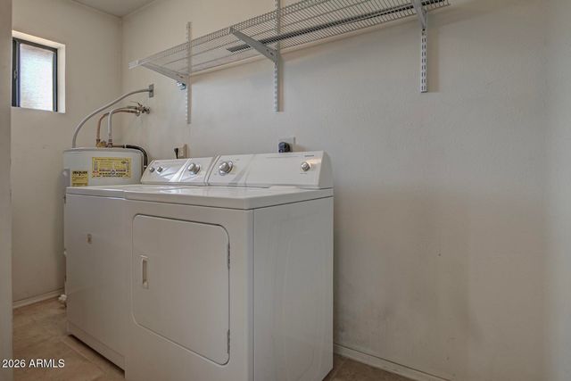 464 N HAWES Road, Mesa, AZ 85207