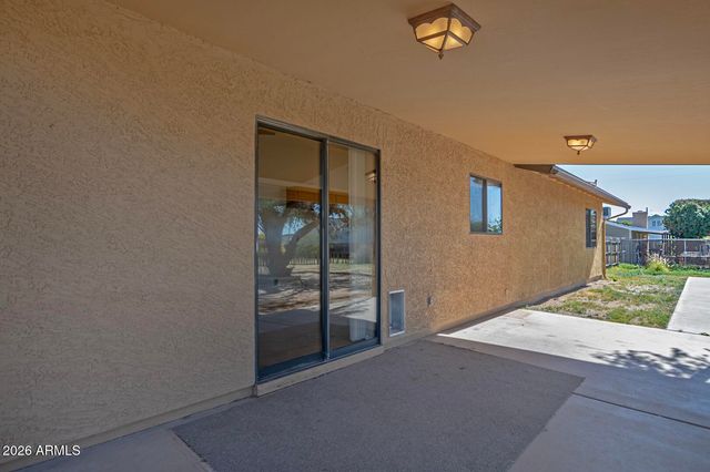 464 N HAWES Road, Mesa, AZ 85207