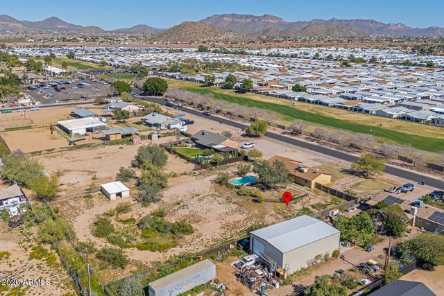 464 N HAWES Road, Mesa, AZ 85207