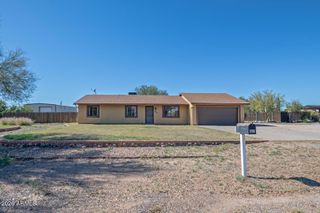 464 N HAWES Road, Mesa, AZ 85207