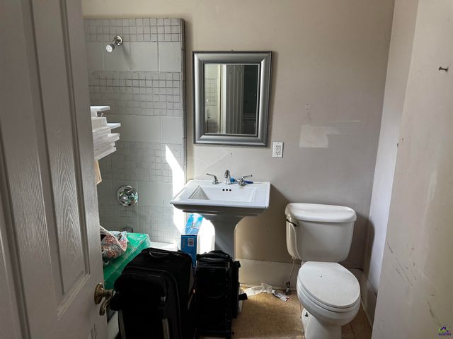 95 S Dooley Street, Hawkinsville, GA 31036