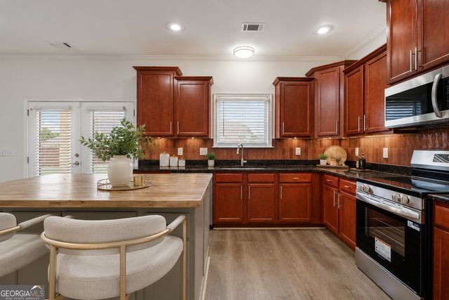 28 Trafford Trail, Phenix City, AL 36870