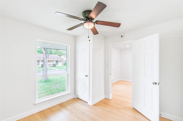 11726 N Willow Circle, Houston, TX 77071