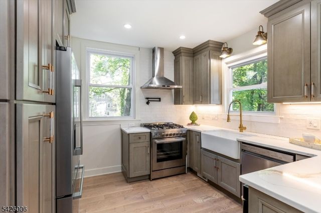 181 Valley Rd, Montclair Twp., NJ 07042