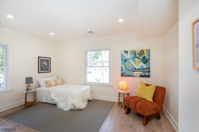 181 Valley Rd, Montclair Twp., NJ 07042