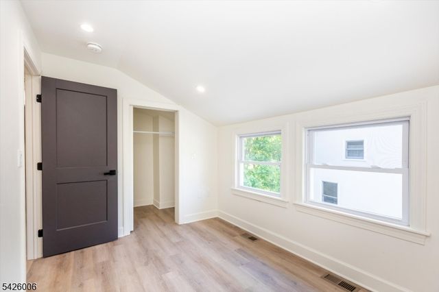 181 Valley Rd, Montclair Twp., NJ 07042